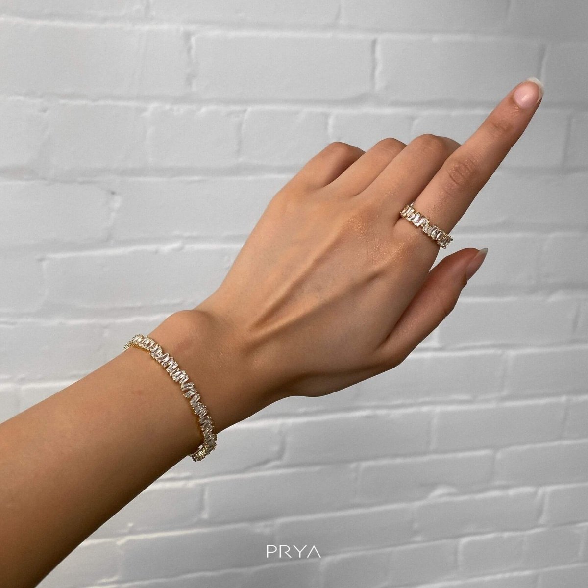 Jada Baguette Cut CZ Adjustable Ring | Gold - ISMI JEWELS