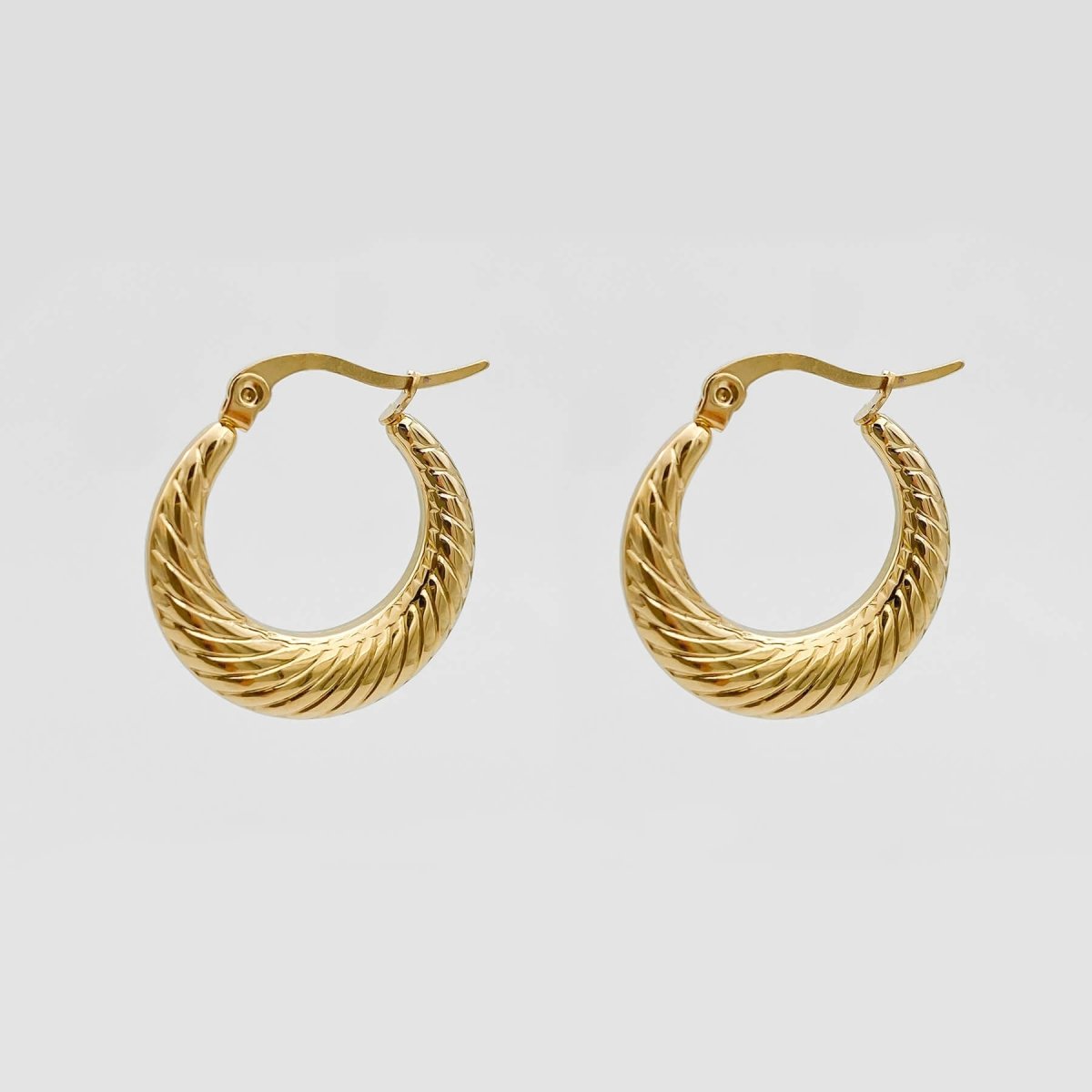 Julia Gold Filled Hoops - ISMI JEWELS