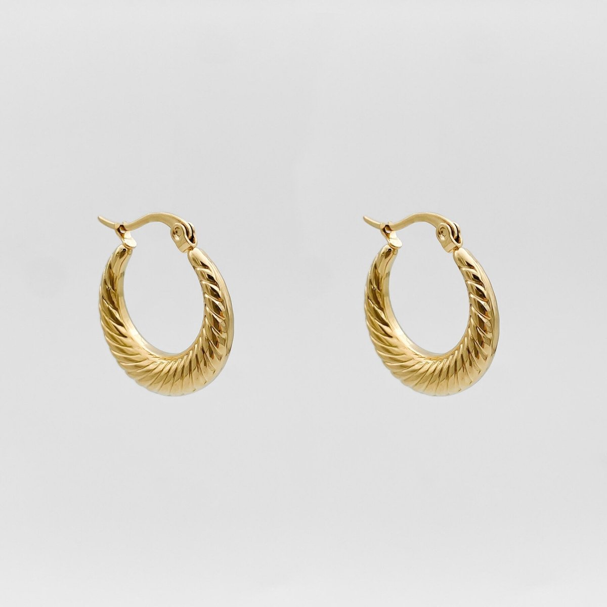 Julia Gold Filled Hoops - ISMI JEWELS