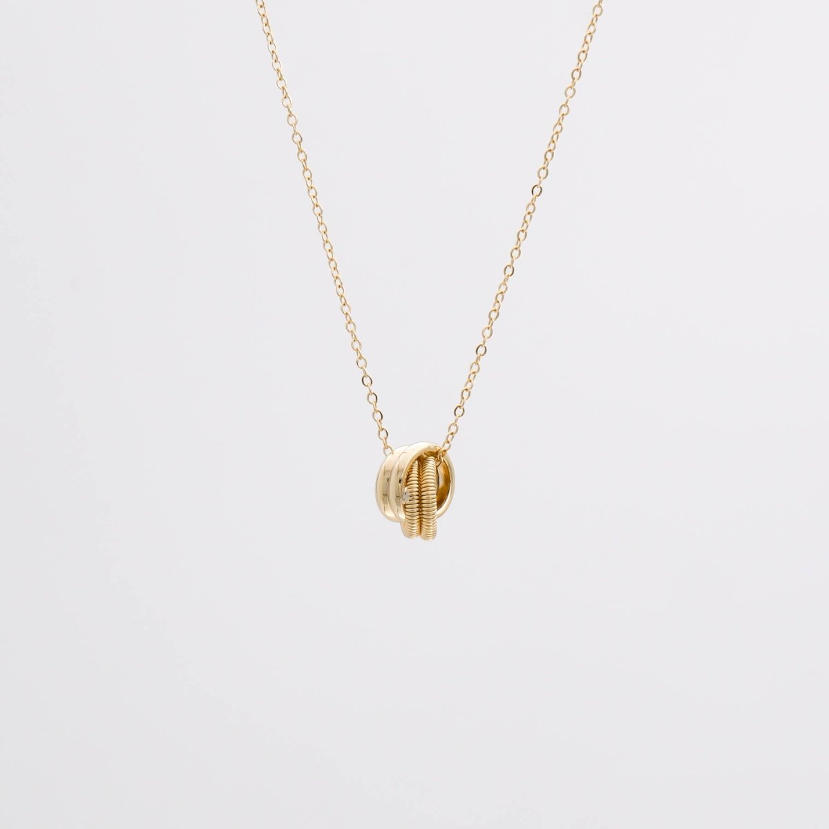 Kacie Contrast Knot Necklace - ISMI JEWELS