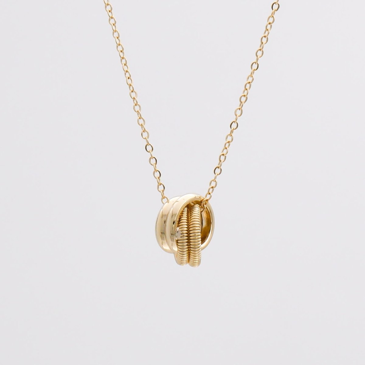Kacie Contrast Knot Necklace - ISMI JEWELS
