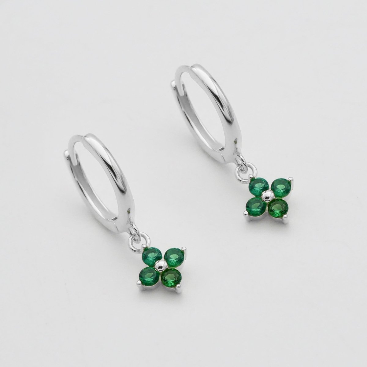 Kara Huggie Earrings - ISMI JEWELS