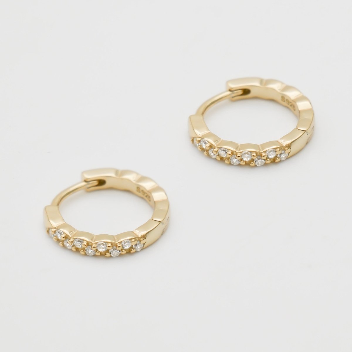 Kasia Huggie Earrings - ISMI JEWELS