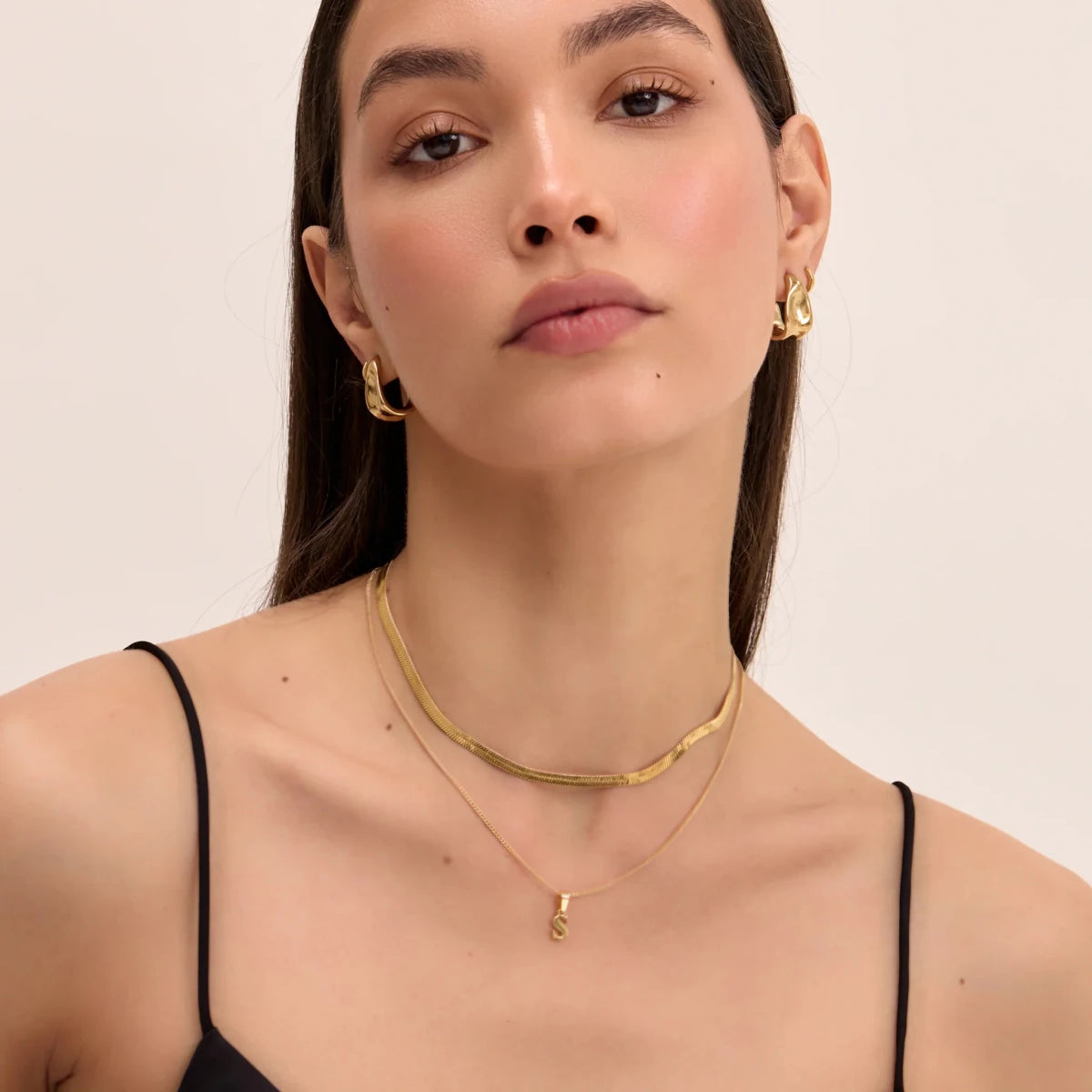 Kayla Lowercase Mini Initial Necklace - ISMI JEWELS