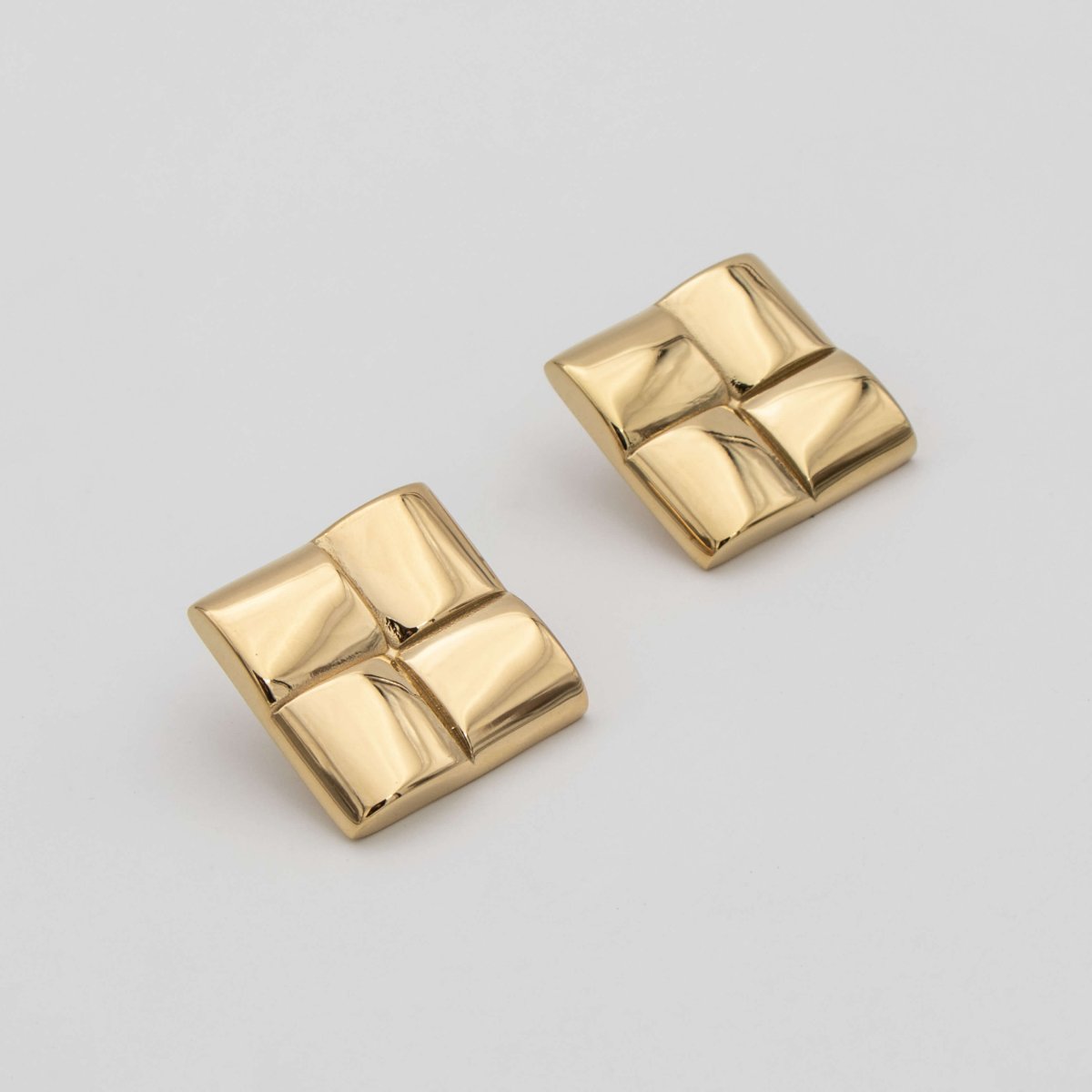 Kia Square Earrings - ISMI JEWELS