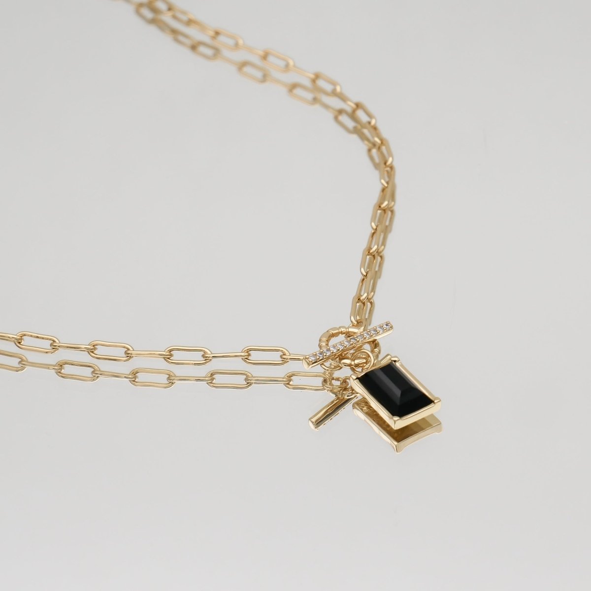 Kyra Onyx T-Bar Necklace - ISMI JEWELS