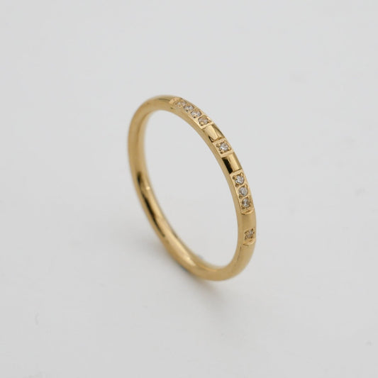 Leila Thin CZ Band Ring - ISMI JEWELS