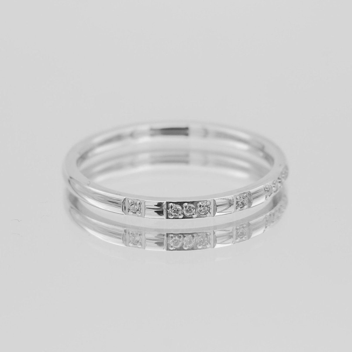 Leila Thin CZ Band Ring - ISMI JEWELS
