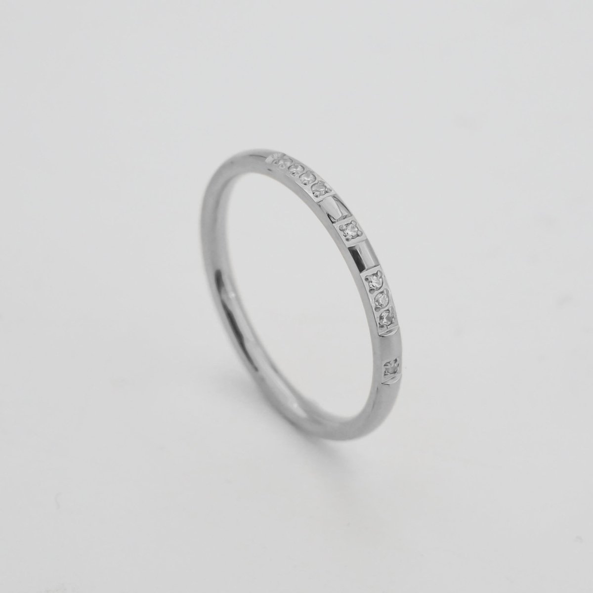 Leila Thin CZ Band Ring - ISMI JEWELS