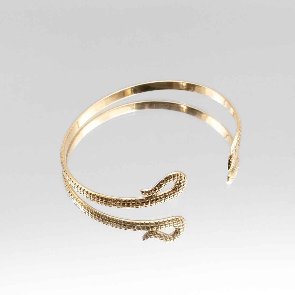 Lina Snake Bangle - ISMI JEWELS