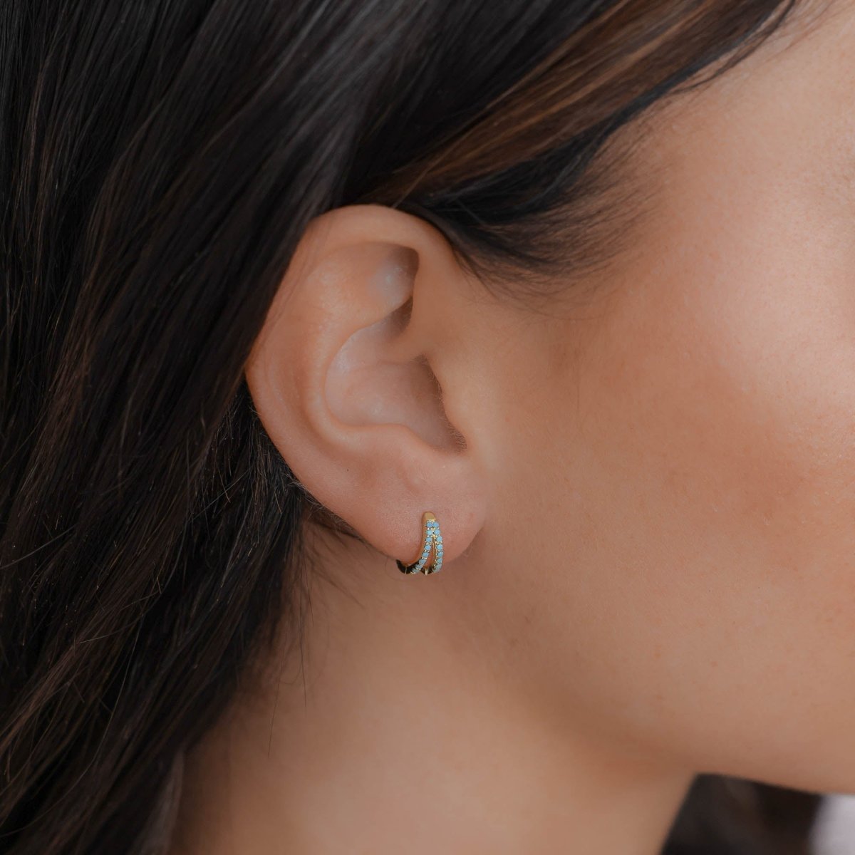 Lola Huggie Earrings - ISMI JEWELS