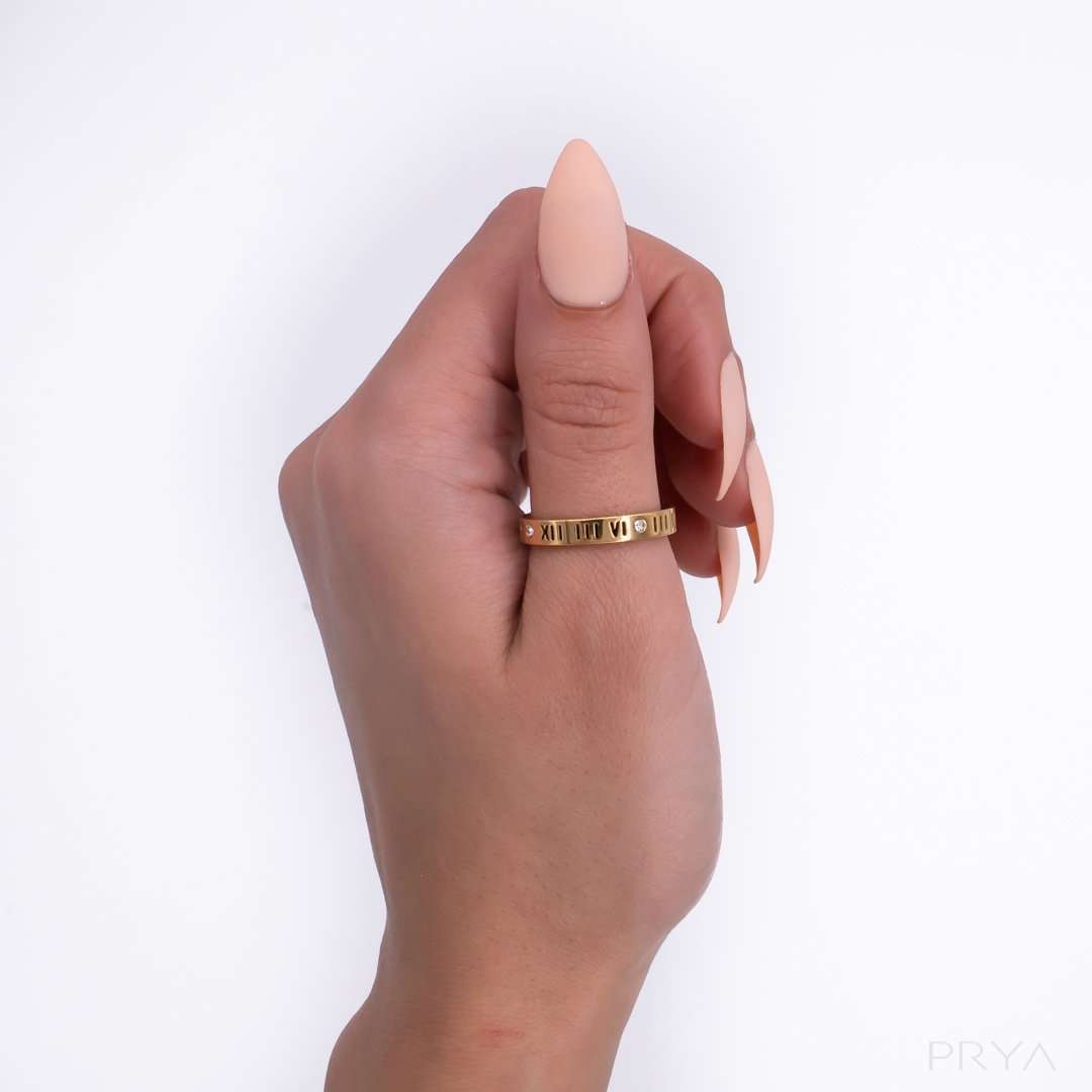 Lucia Numeral Ring - ISMI JEWELS