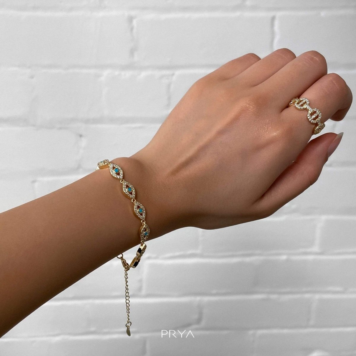 Malika Eye Bracelet | Gold - ISMI JEWELS