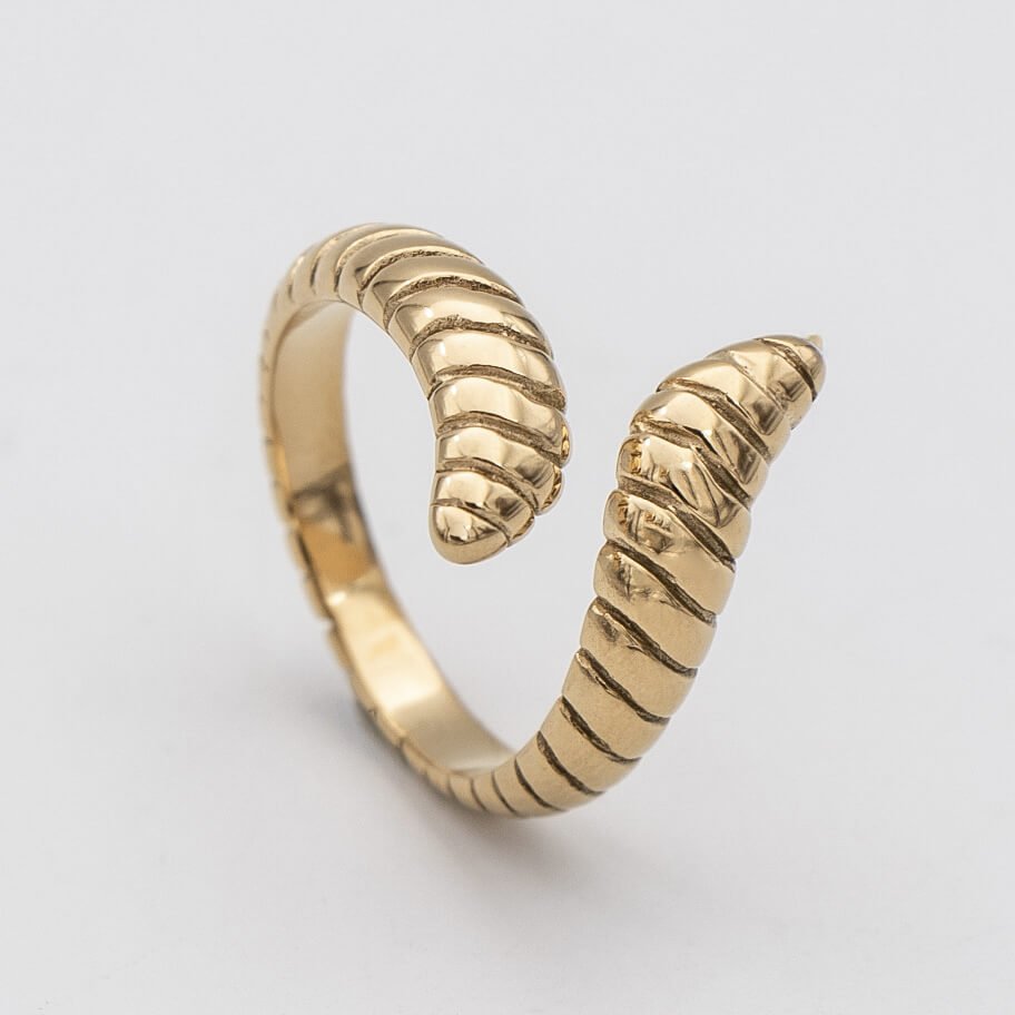 Meera Snake Ring - ISMI JEWELS