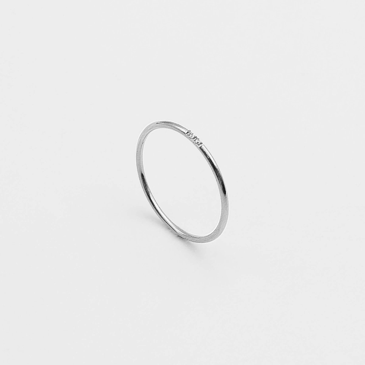 Mila Dainty Diamond Ring - ISMI JEWELS