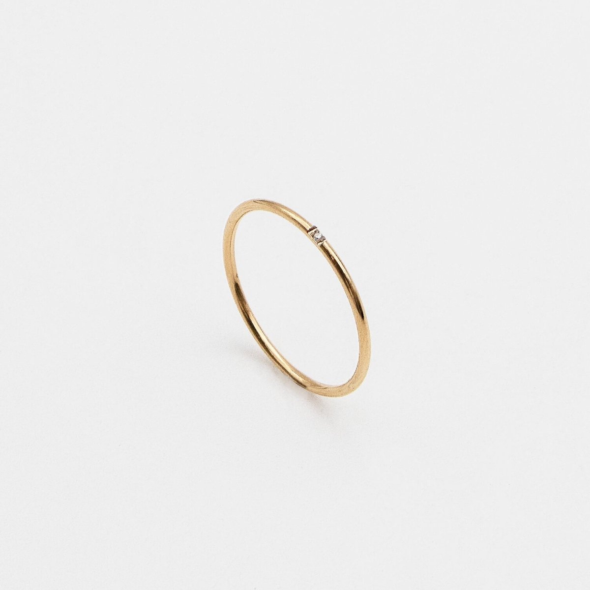 Mila Dainty Diamond Ring - ISMI JEWELS