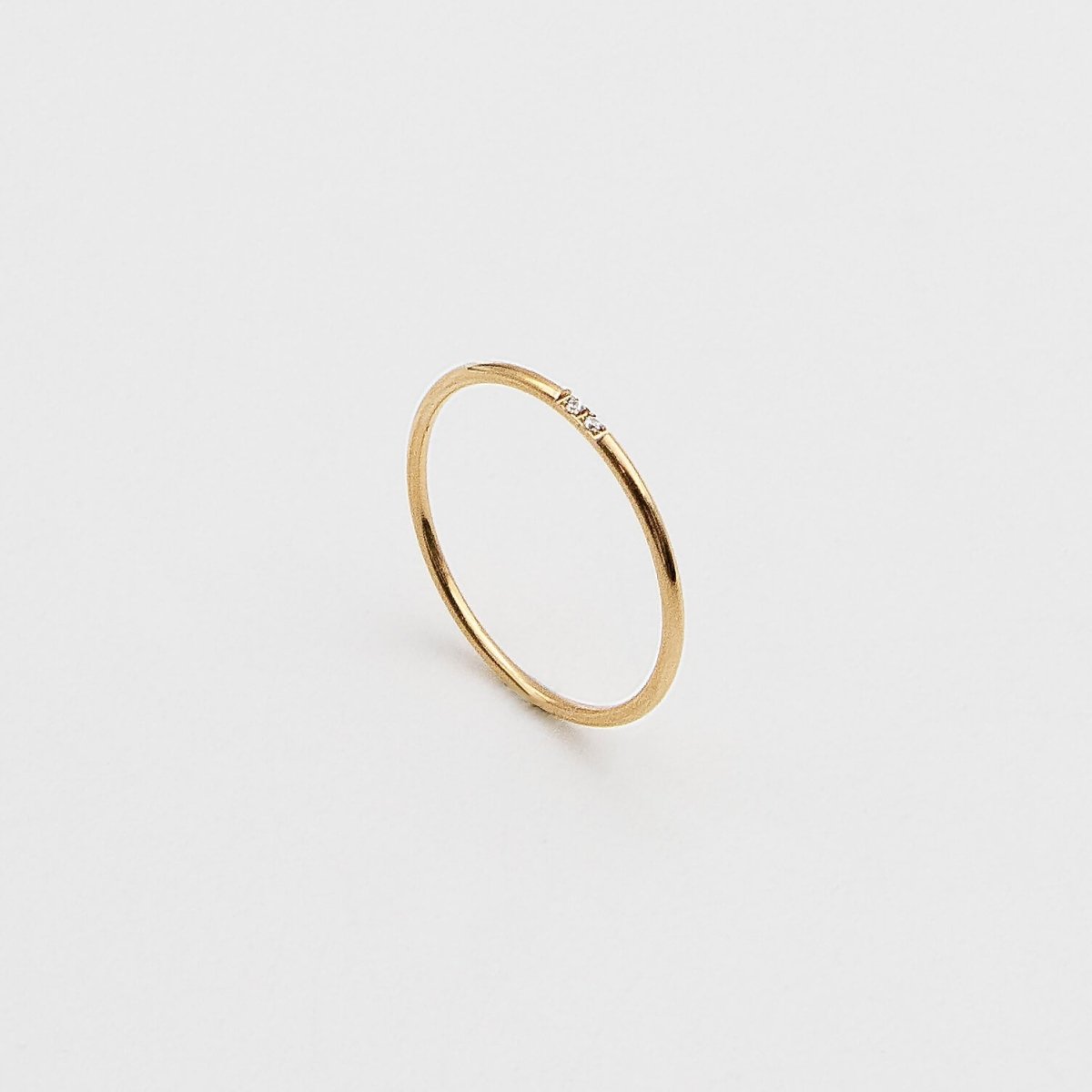 Mila Dainty Diamond Ring - ISMI JEWELS