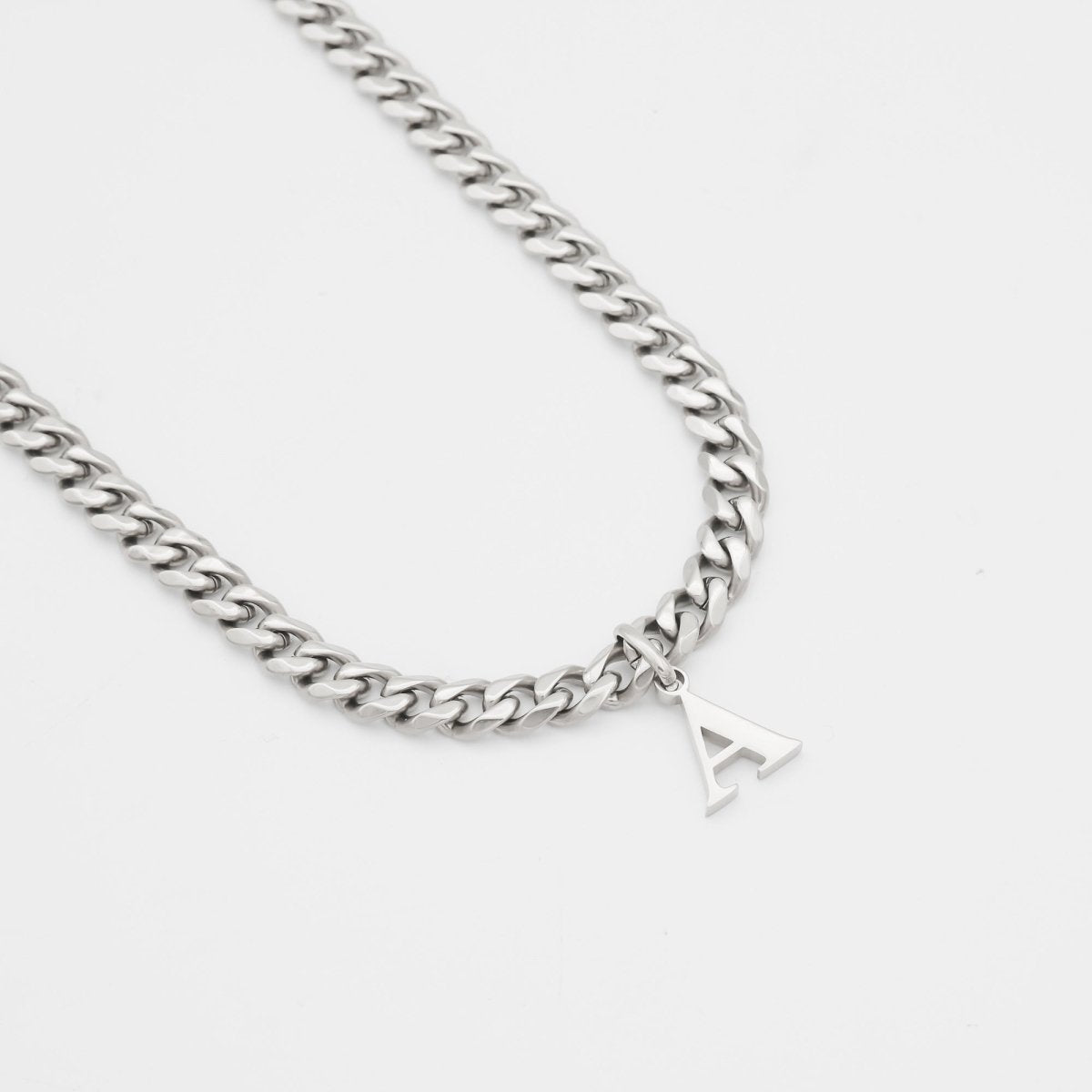 Mya Initial necklace | Thick Cuban - ISMI JEWELS