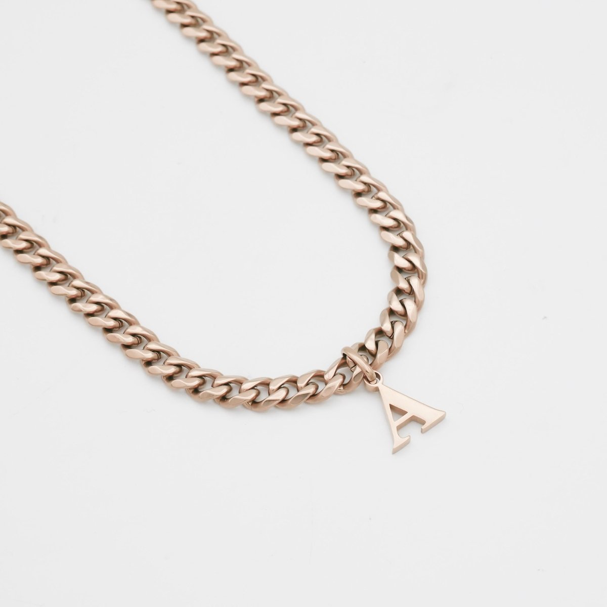 Mya Initial necklace | Thick Cuban - ISMI JEWELS