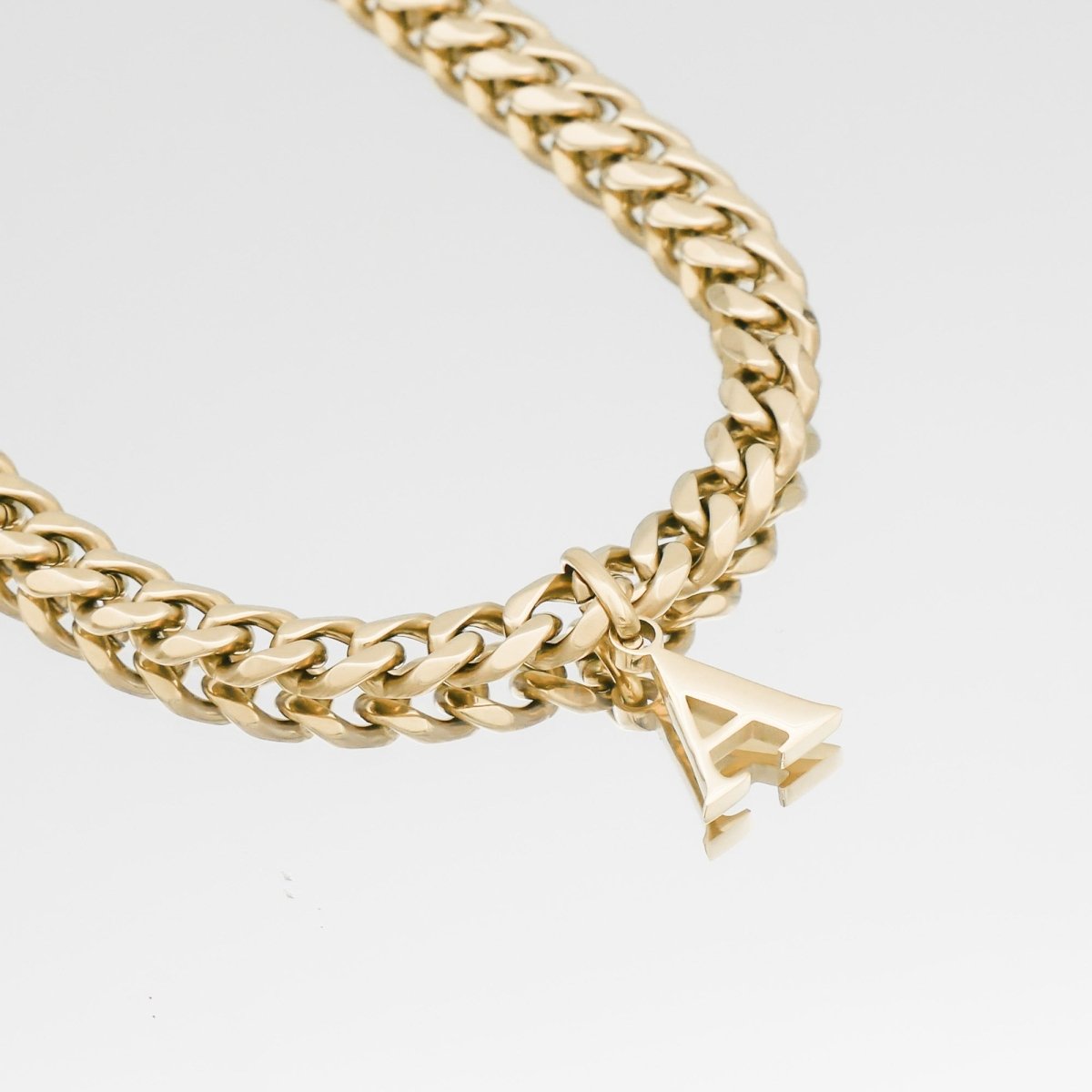 Mya Initial necklace | Thick Cuban - ISMI JEWELS