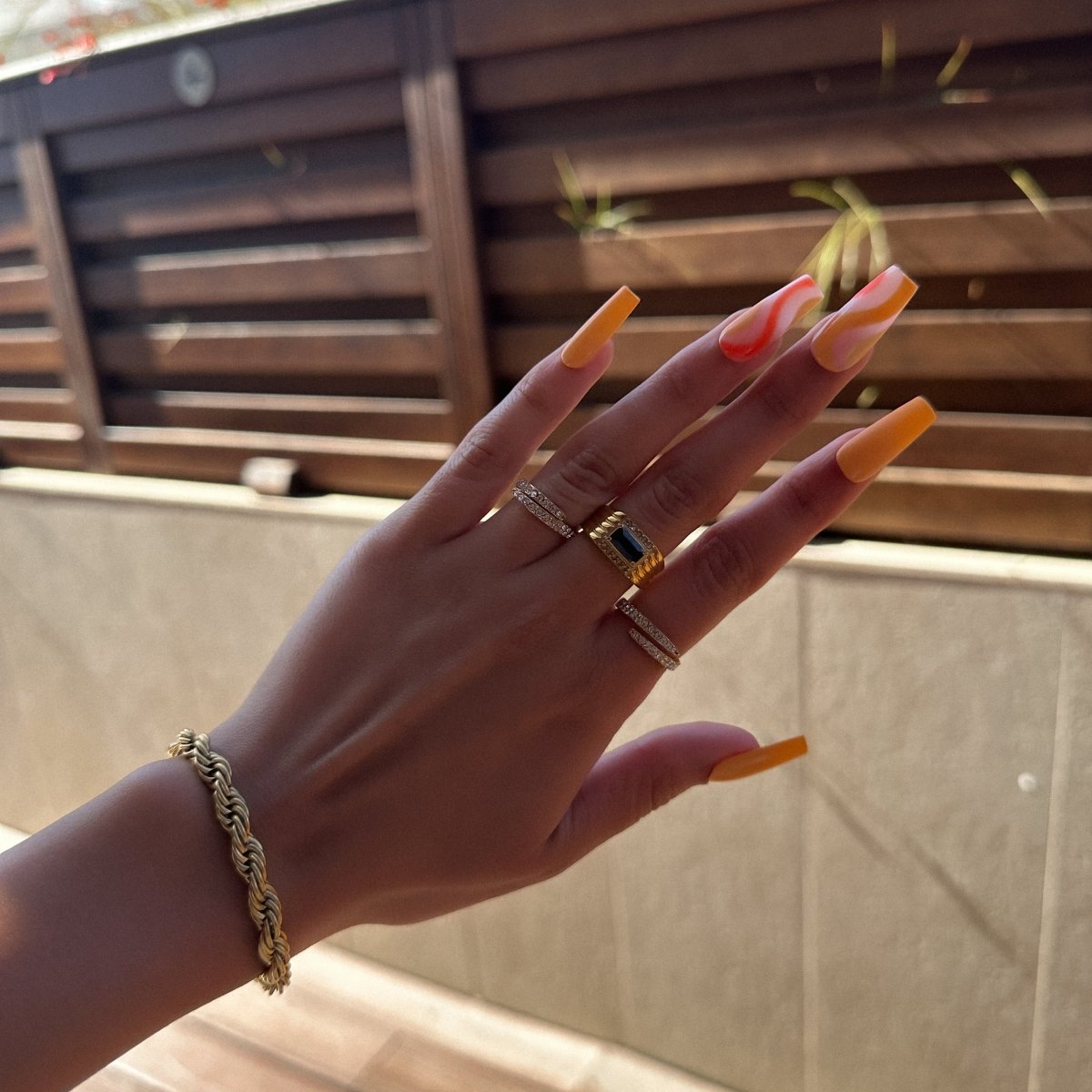 Myla Onyx Signet Ring - ISMI JEWELS