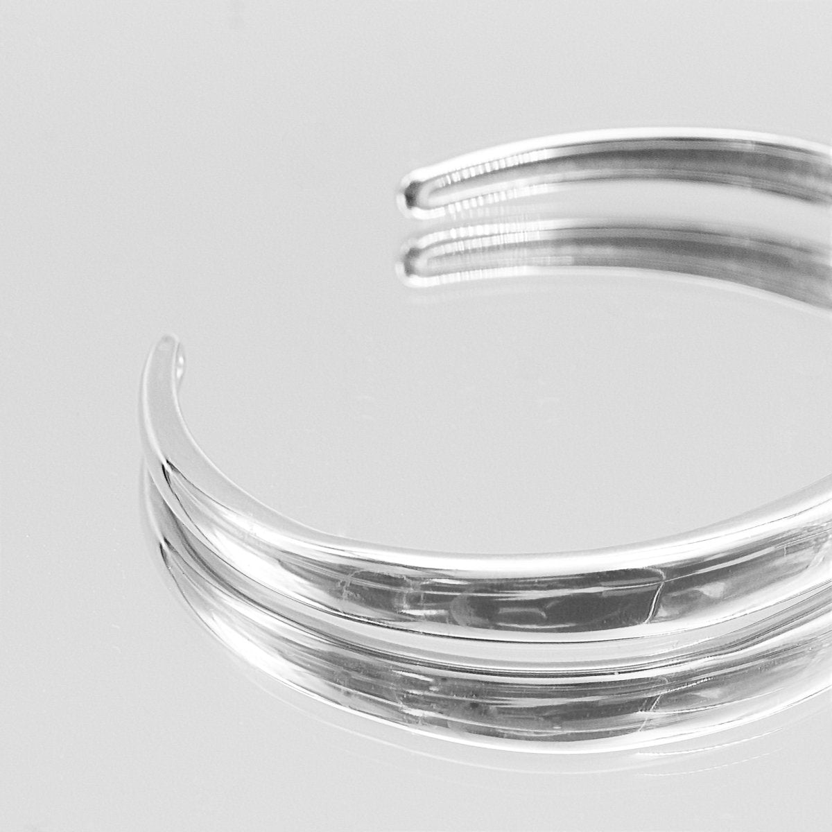 Nadine Bangle - ISMI JEWELS