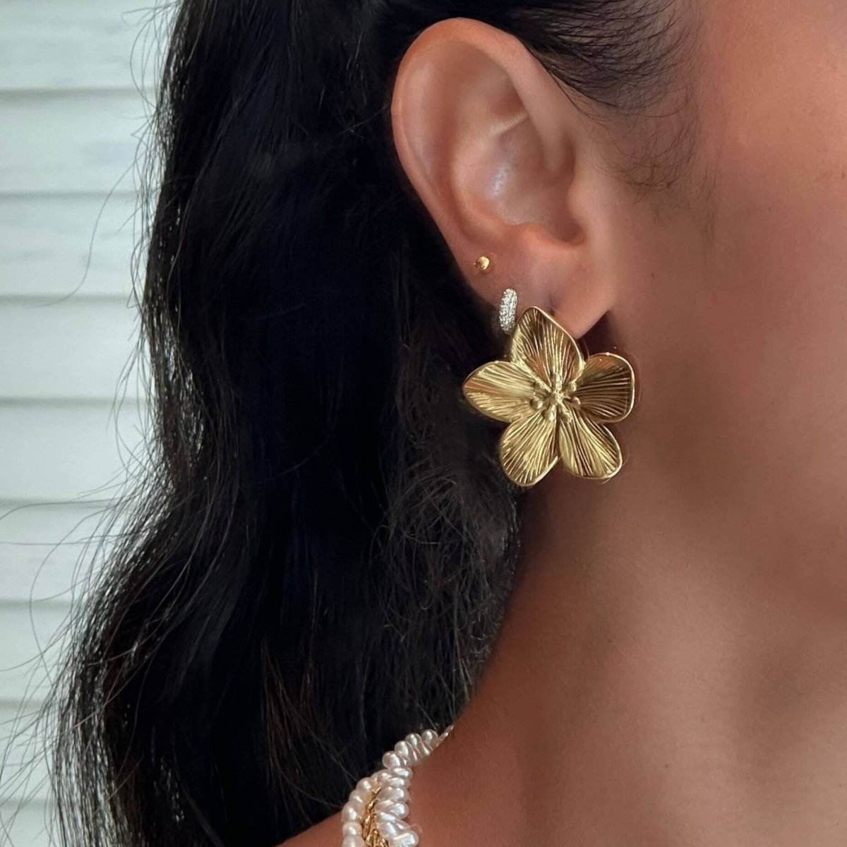 Naya Flower Earrings - ISMI JEWELS