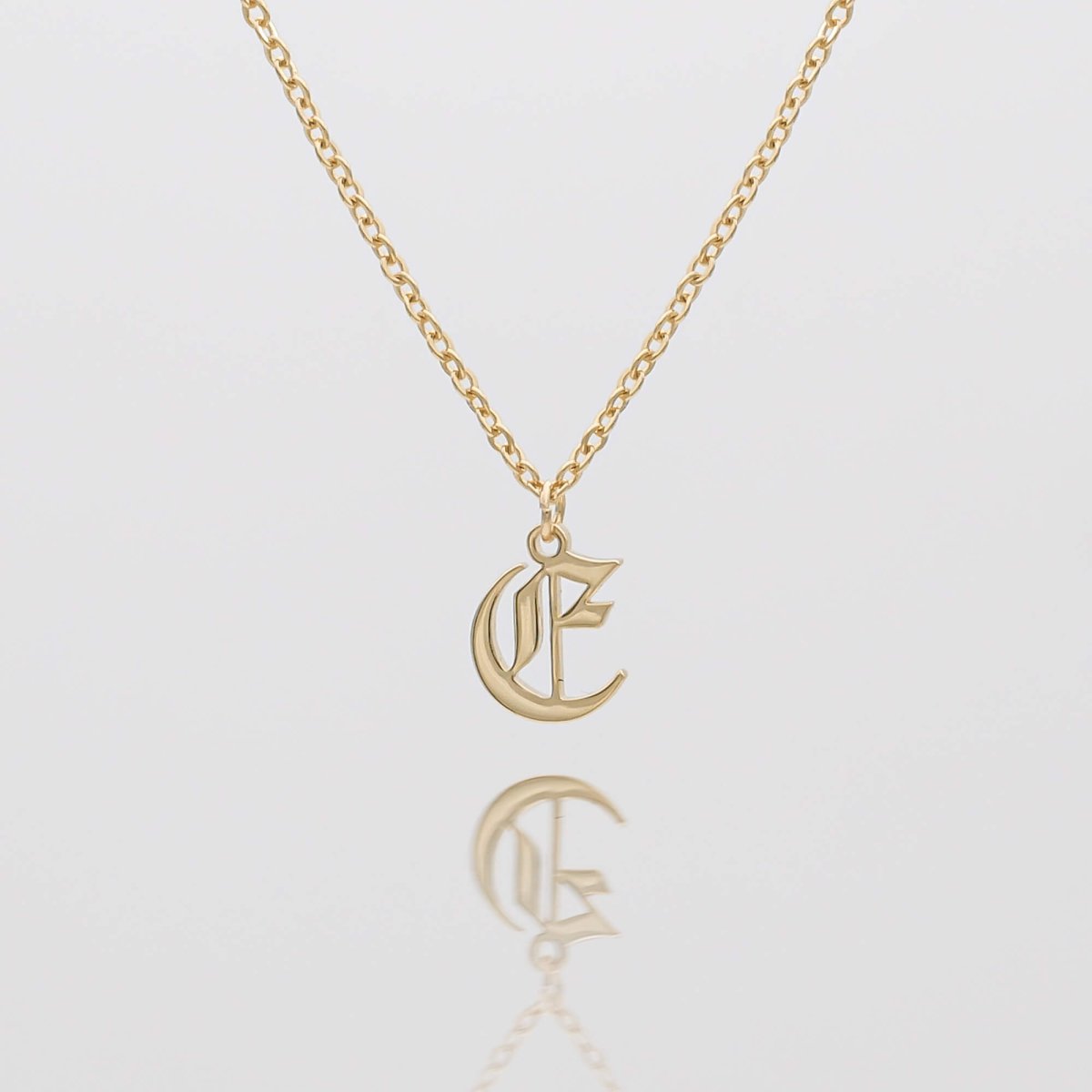 Old English Initial Necklace - ISMI JEWELS