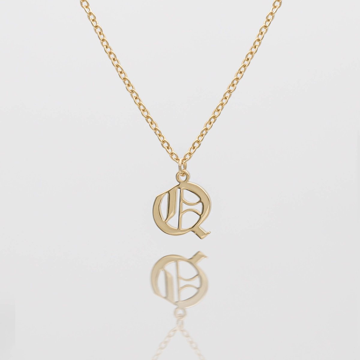 Old English Initial Necklace - ISMI JEWELS