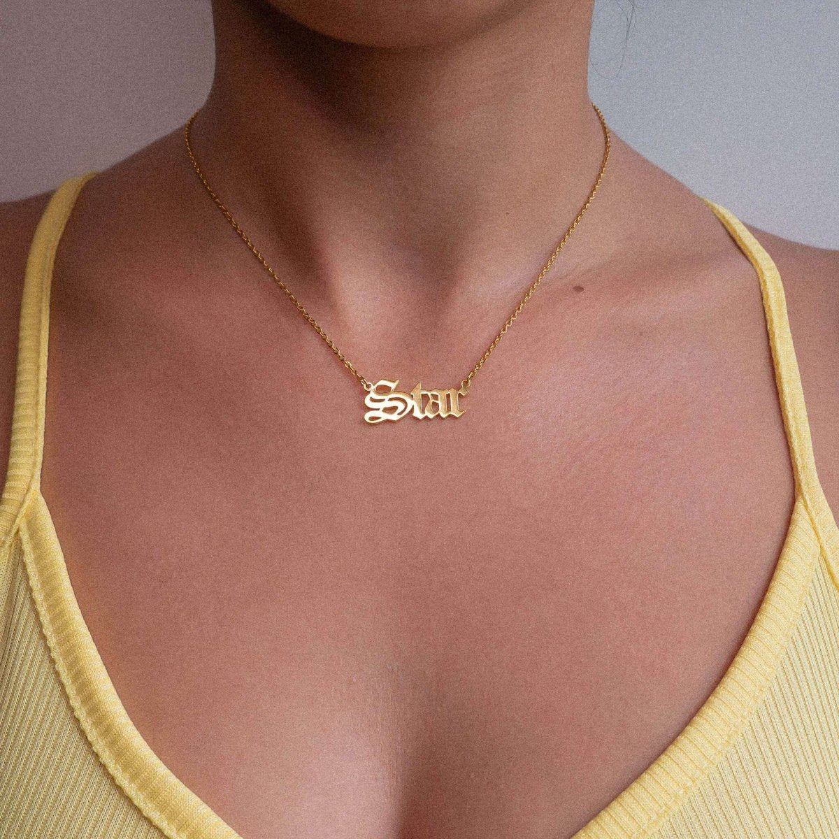 Old English Name Plate Necklace - ISMI JEWELS