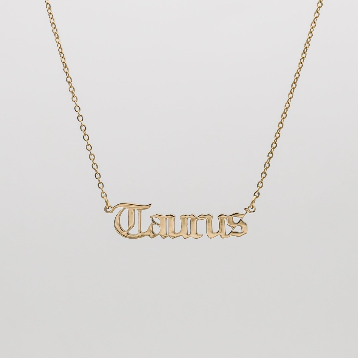 Old English Zodiac Name Necklace - ISMI JEWELS