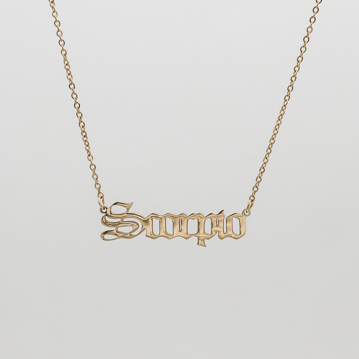 Old English Zodiac Name Necklace - ISMI JEWELS