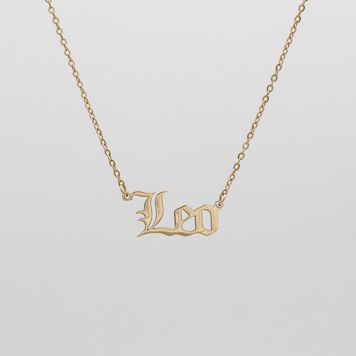 Old English Zodiac Name Necklace - ISMI JEWELS