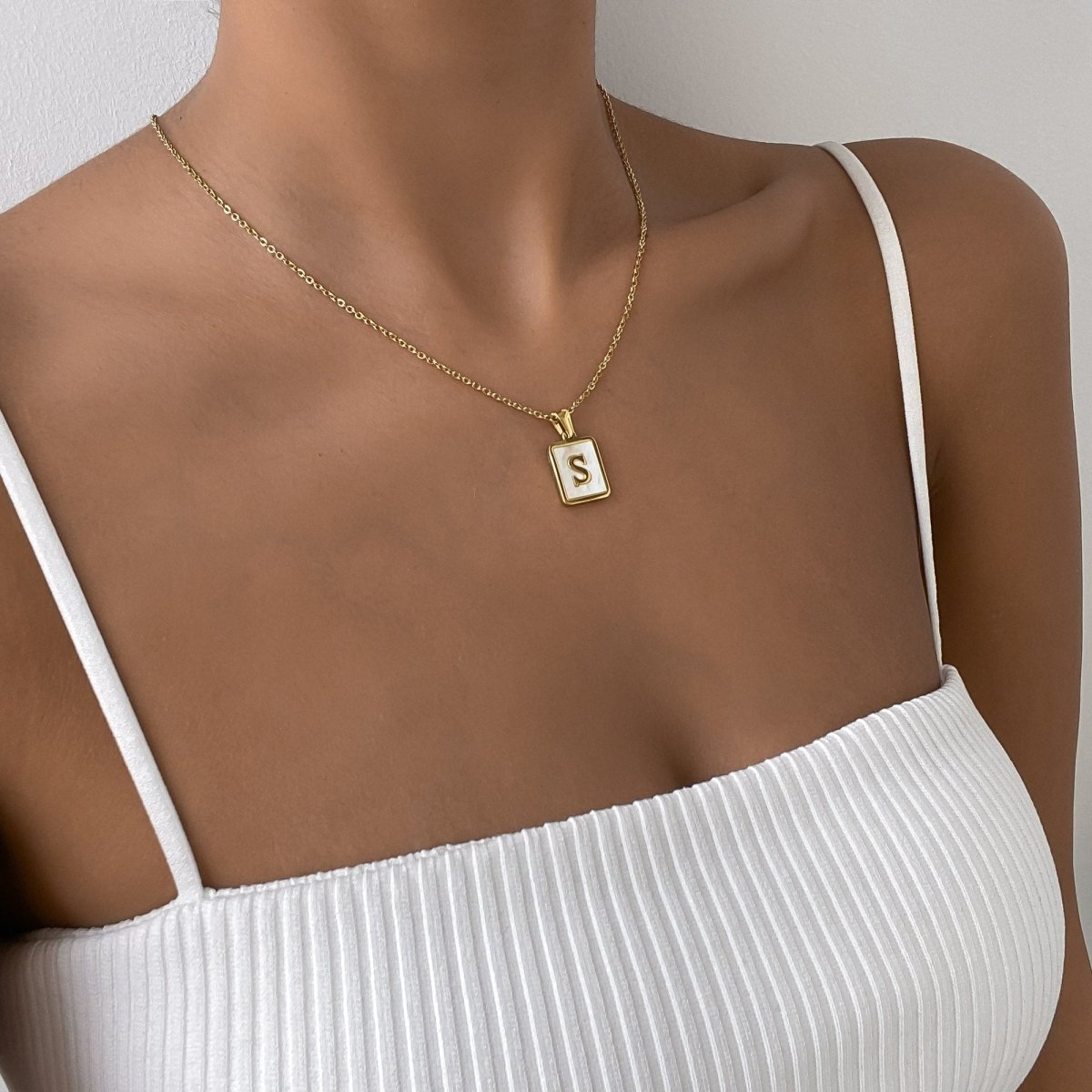 Opal Initial necklace - ISMI JEWELS