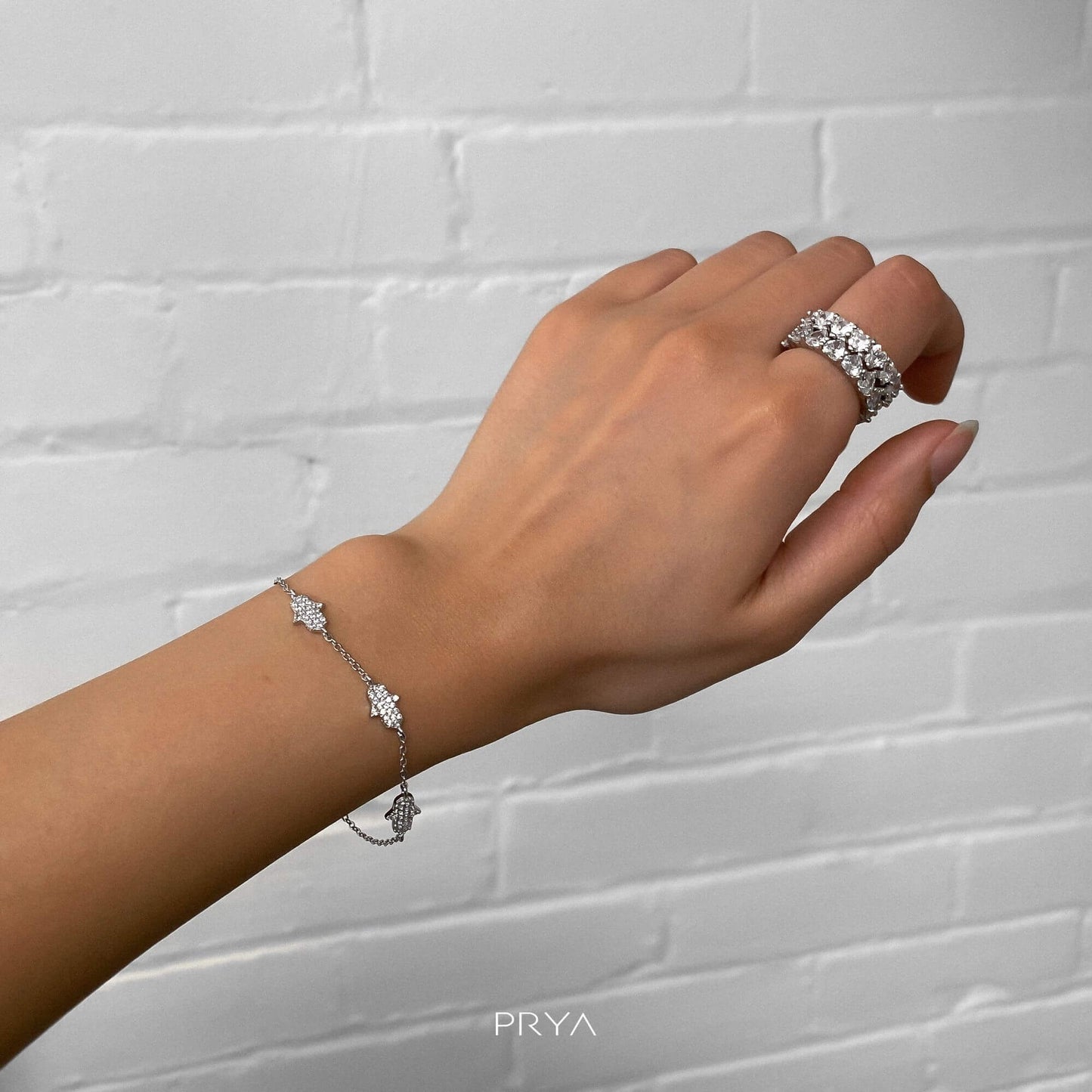 Hand of Hamsa Bracelet | Silver - Image 4 - ISMI JEWELS