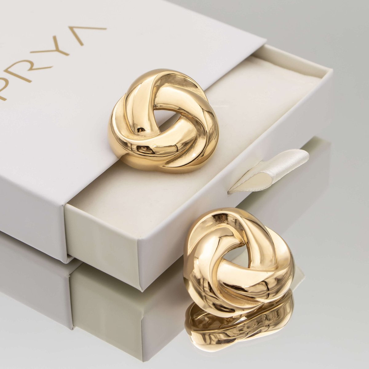 Rania Knot Earrings - ISMI JEWELS