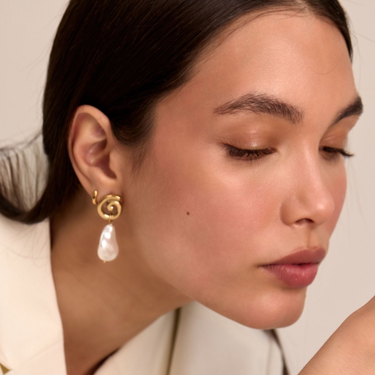 Rumi Pearl Earrings - ISMI JEWELS