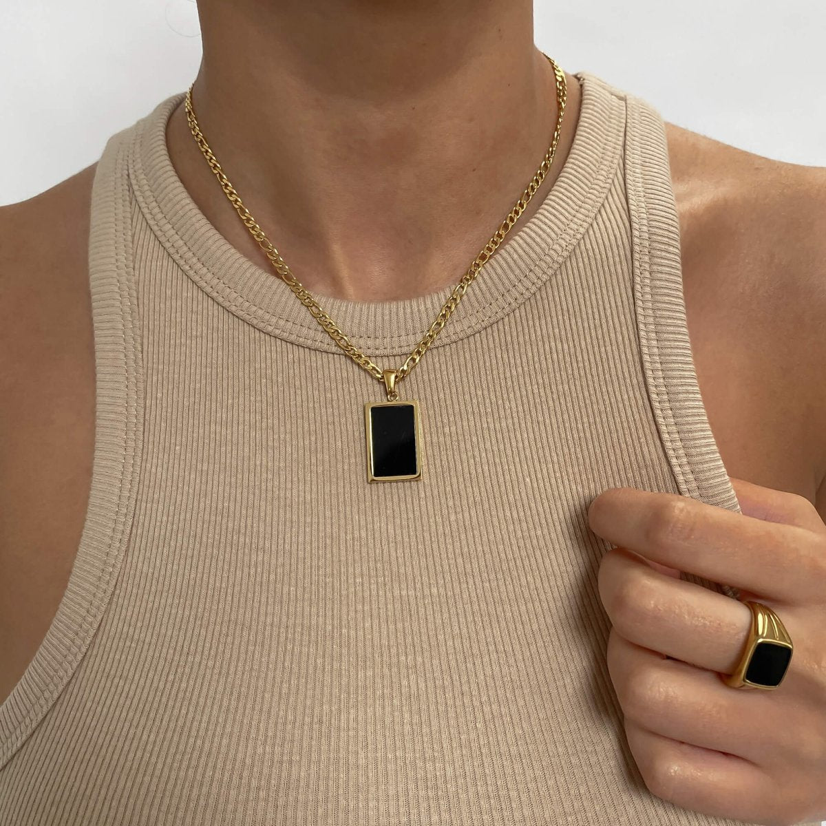 Saraya Onyx Tablet Necklace - ISMI JEWELS