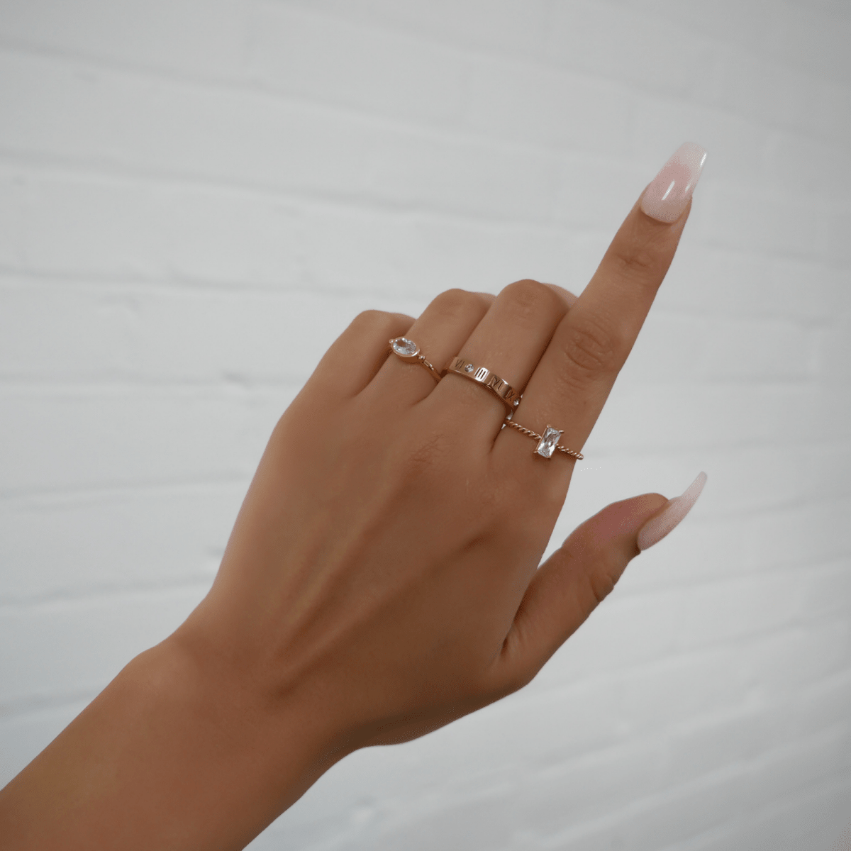 Selin Fine Twisted Gemstone Ring - ISMI JEWELS