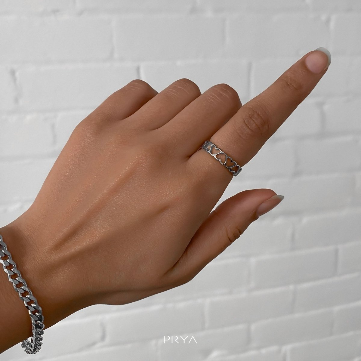 Serena Linked Love Heart Ring - ISMI JEWELS