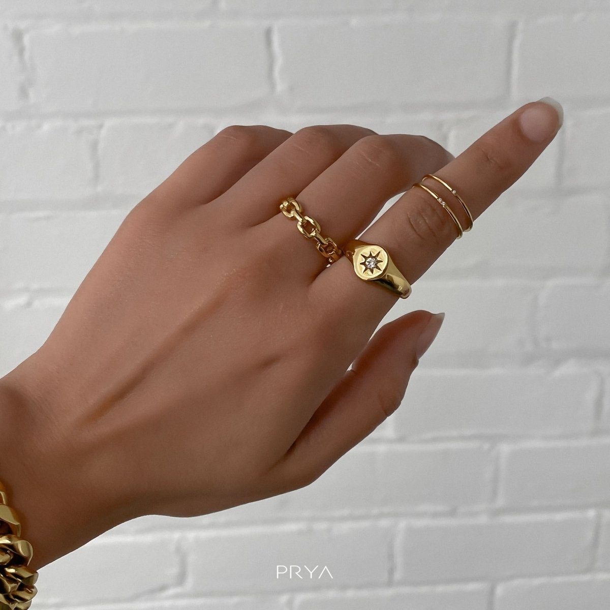 Starlight Signet Ring - ISMI JEWELS