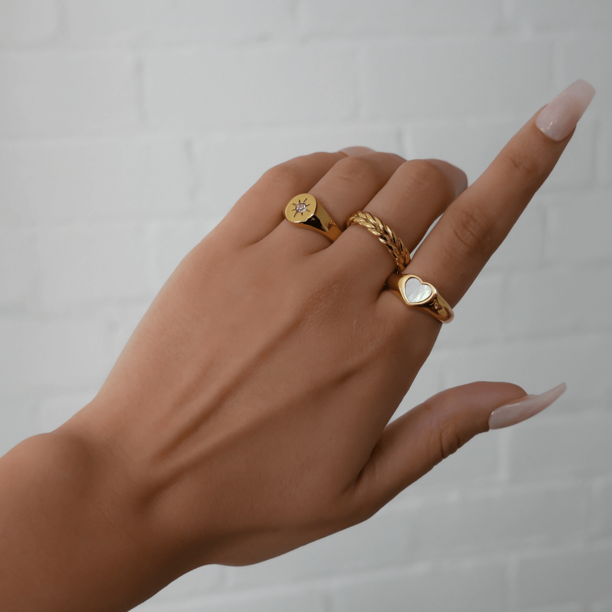 Starlight Signet Ring - ISMI JEWELS
