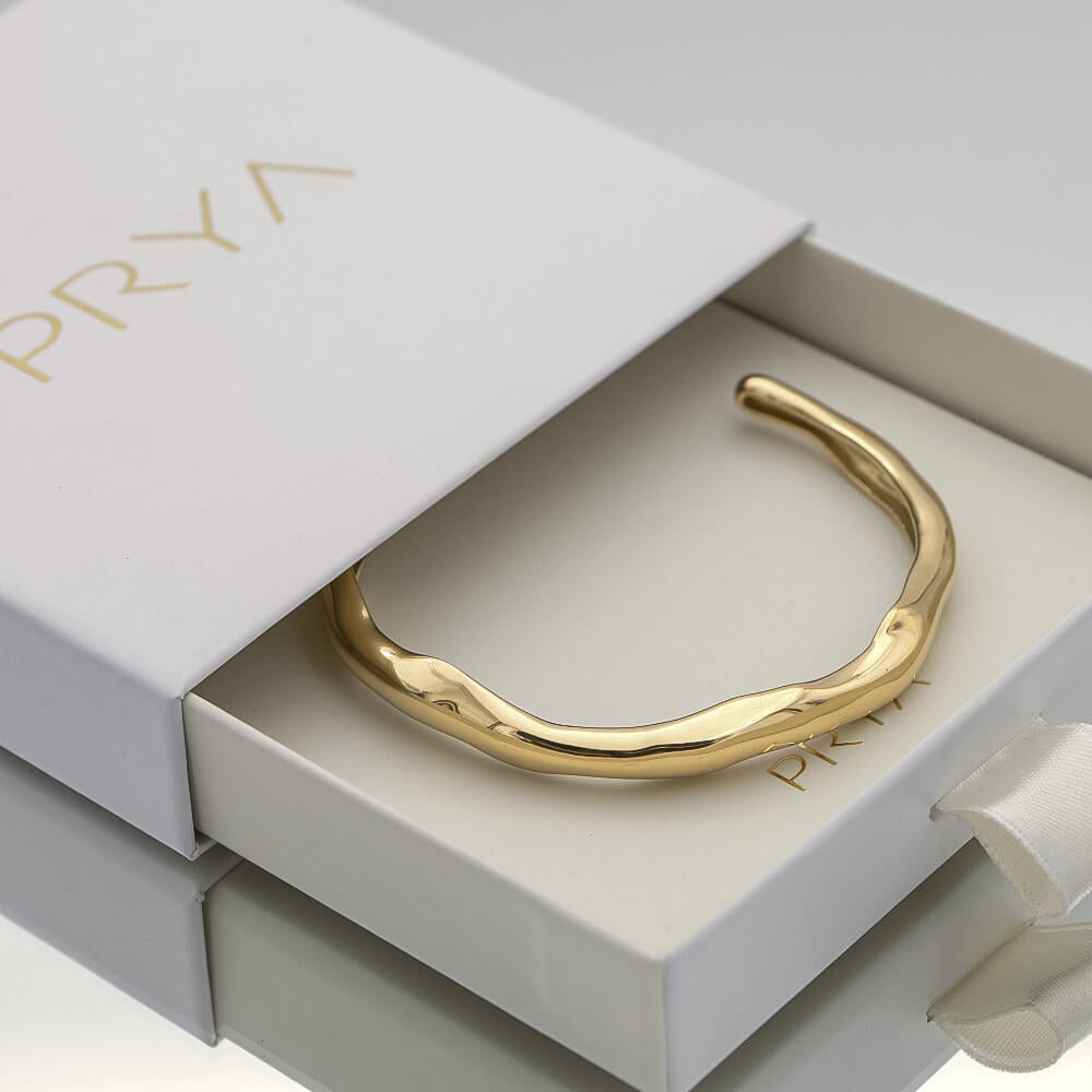 Thea Wave Bangle - ISMI JEWELS