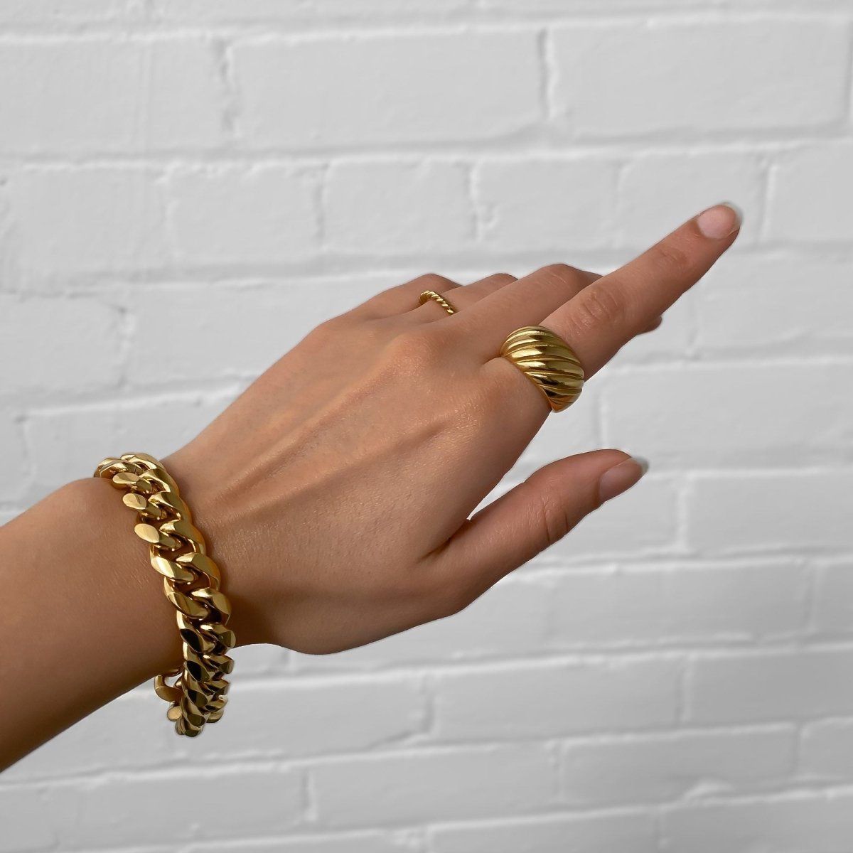 Venus Dome Ring | Gold - ISMI JEWELS