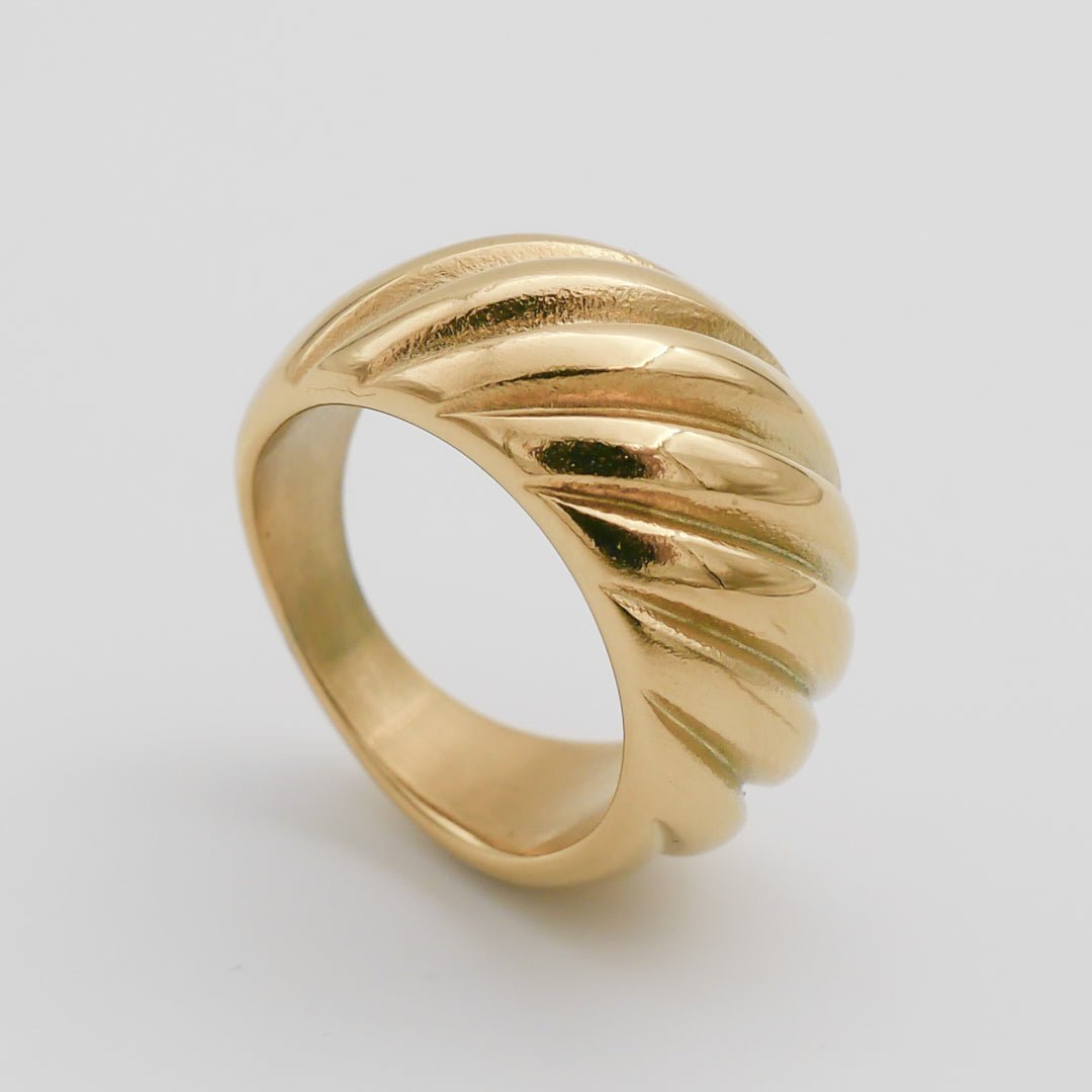 Venus Dome Ring | Gold - ISMI JEWELS