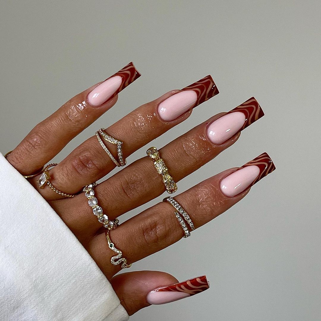 Yara Chevron Ring - ISMI JEWELS