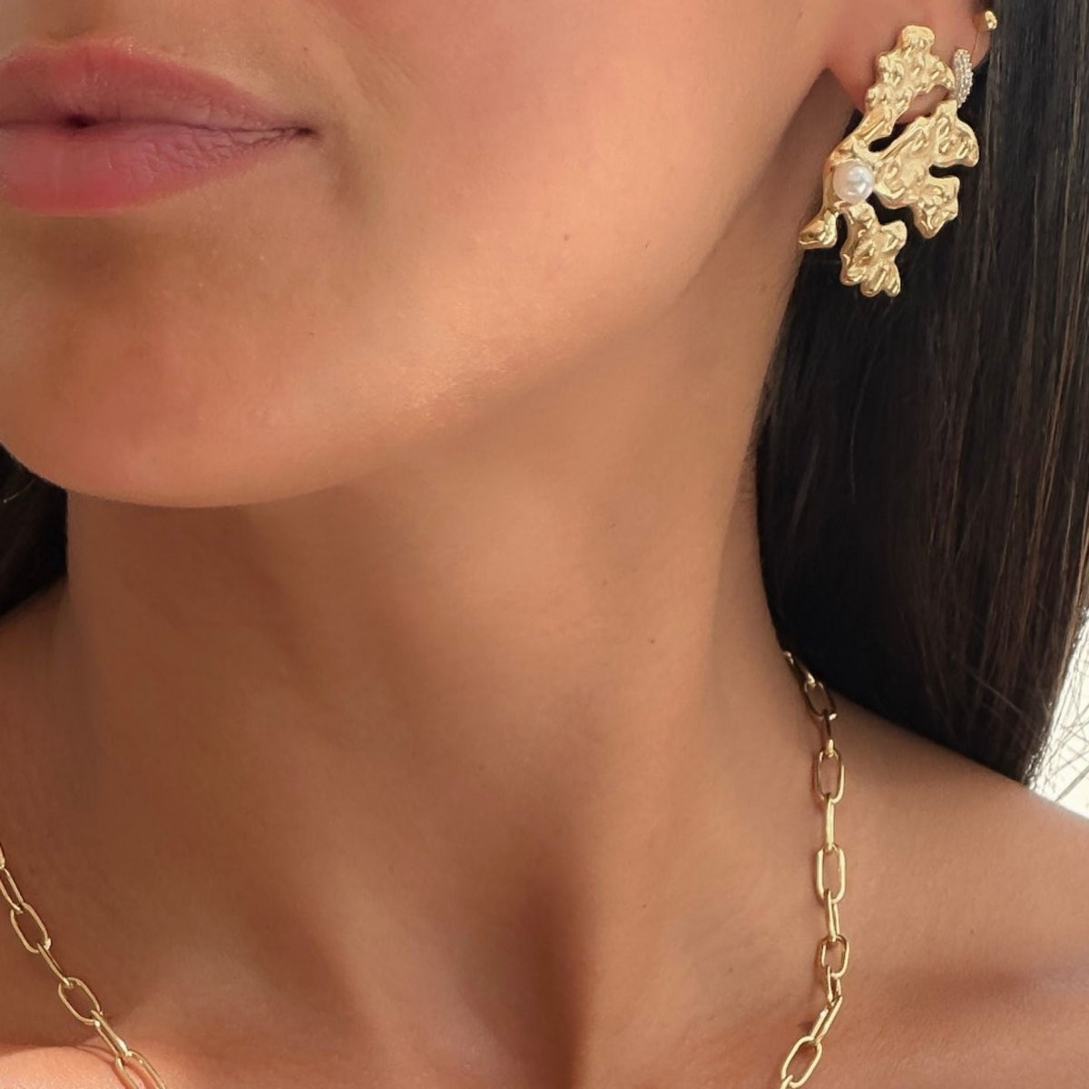 Zeina Pearl Coral Earrings - ISMI JEWELS