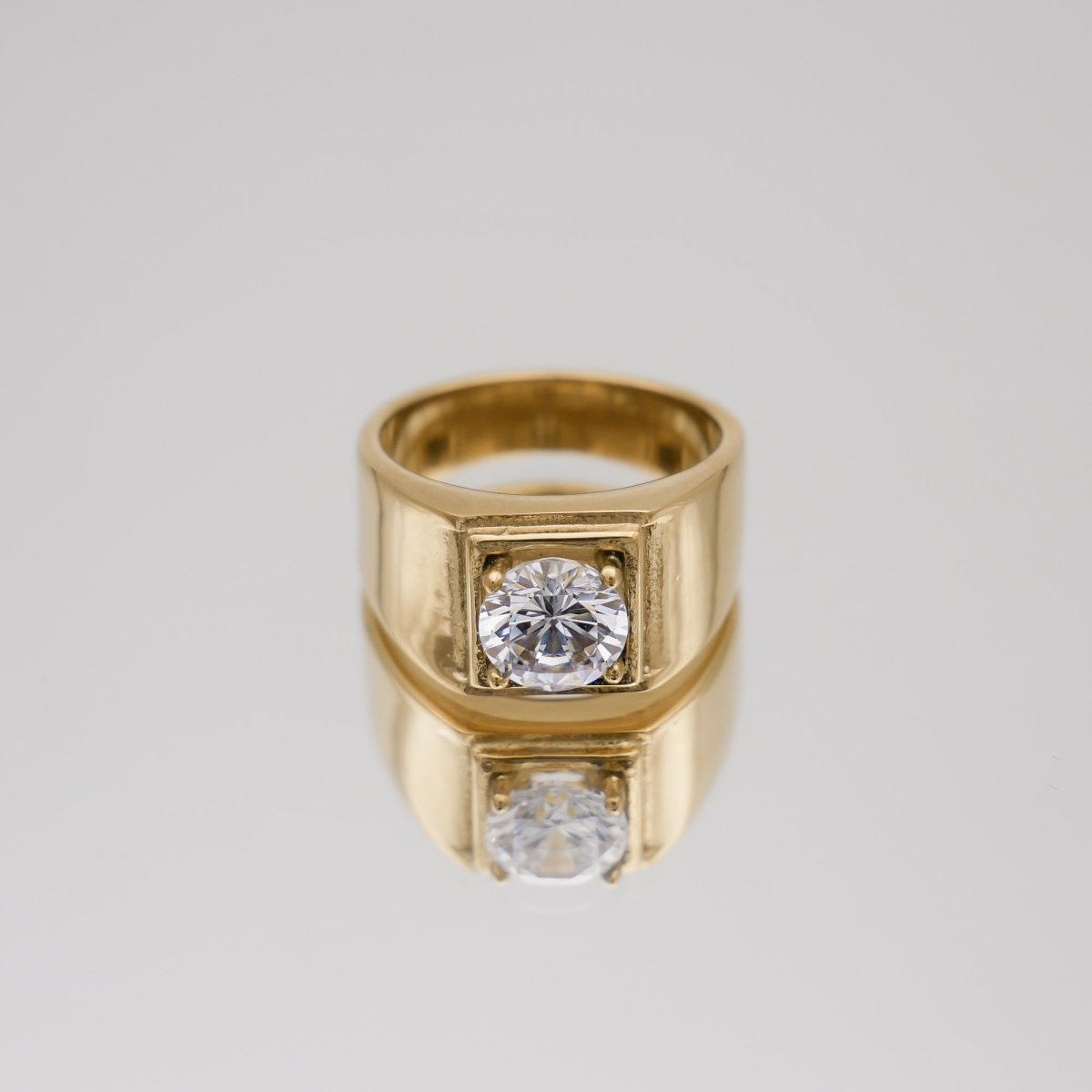 Zora Signet Ring - ISMI JEWELS