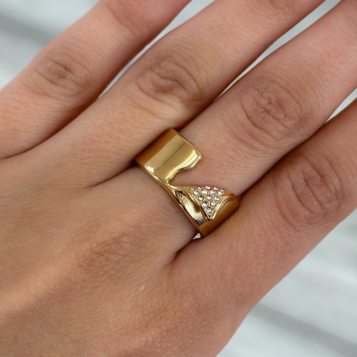 Zuri Cut Out Band Ring - ISMI JEWELS