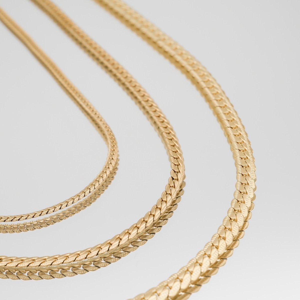Zuri Hammered Curb Chain - ISMI JEWELS